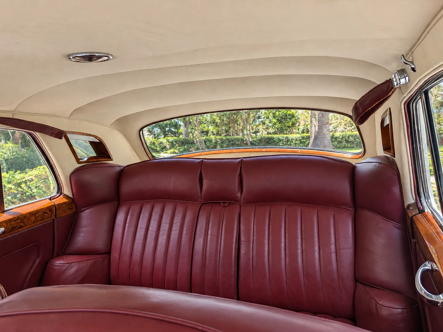 Photo from the LA Classic Rentals gallery